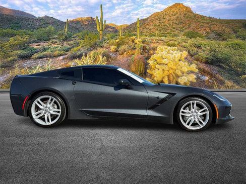 Used 2018 Chevrolet Corvette Stingray Coupe w/ 1LT image 3