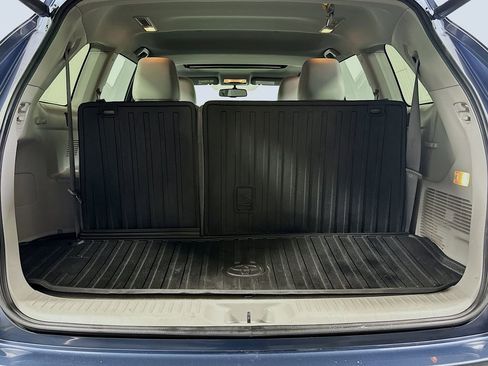 Used 2015 Toyota Highlander XLE FWD image 16