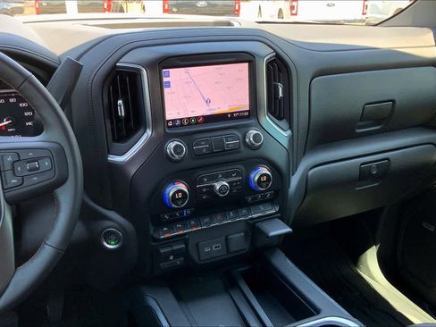 Used 2019 GMC Sierra 1500 AT4 w/ AT4 Premium Package AWD/4WD image 7