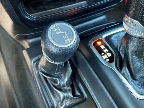 Used 2022 Jeep Wrangler Unlimited Sport AWD/4WD image 24