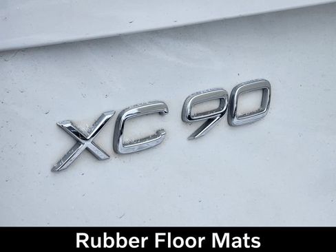 Certified 2021 Volvo XC90 T6 Momentum w/ Advanced Package image 18