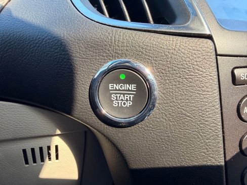 Used 2019 Ford Edge Titanium w/ Equipment Group 301A image 12