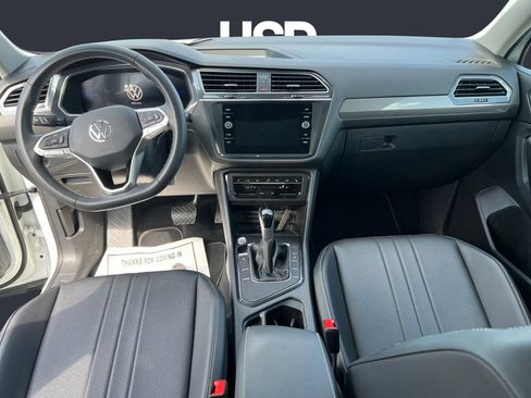 Used 2023 Volkswagen Tiguan SE FWD image 10