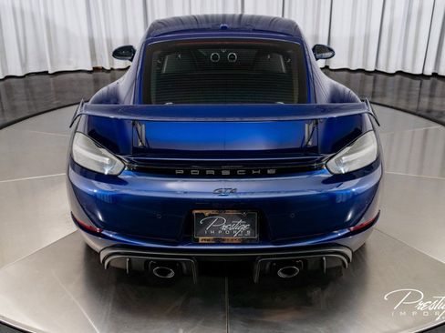 Used 2020 Porsche 718 Cayman GT4 image 15