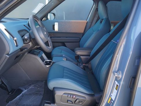 New 2025 MINI Cooper Countryman SE image 6