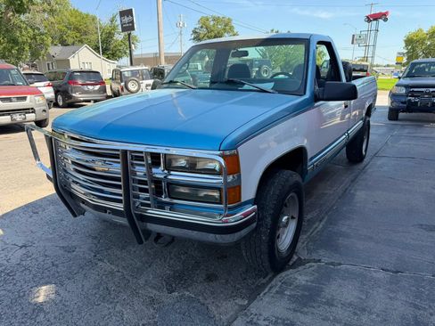 Used 1995 Chevrolet Silverado 2500 4x4 Regular Cab image 4