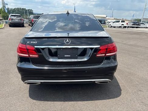 Used 2016 Mercedes-Benz E 350 Sedan w/ Premium Package image 6