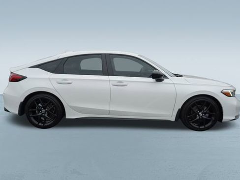 Used 2025 Honda Civic Sport image 9