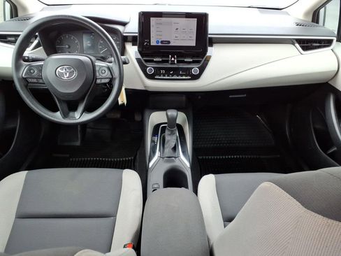 Used 2024 Toyota Corolla LE image 12