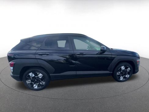 Used 2025 Hyundai Kona SEL image 16