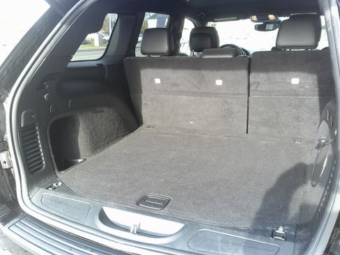 Used 2020 Jeep Grand Cherokee Laredo w/ Quick Order Package 2BN North image 22