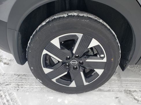 Certified 2025 Nissan Kicks SV image 44