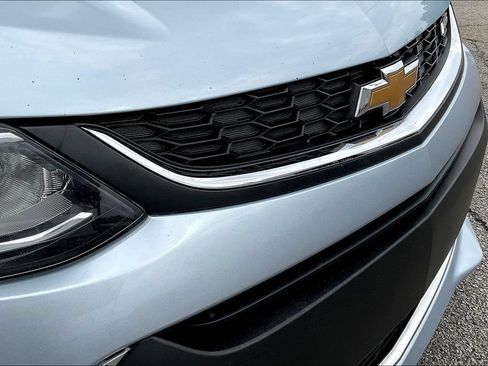 Used 2018 Chevrolet Sonic LT w/ Convenience Package FWD image 24