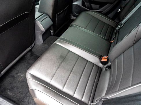 Used 2023 Volkswagen Jetta SE image 27