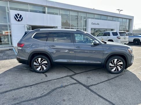 New 2026 Volkswagen Atlas SEL image 8