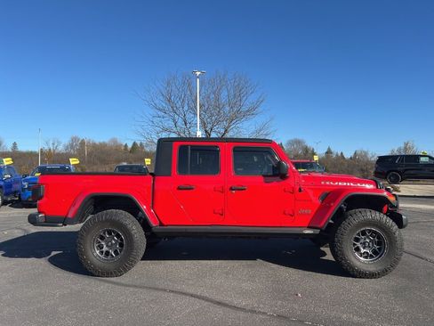 Used 2020 Jeep Gladiator Rubicon image 3