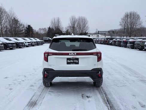 New 2026 Kia Seltos EX image 6