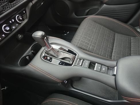 Certified 2024 Honda HR-V Sport image 24