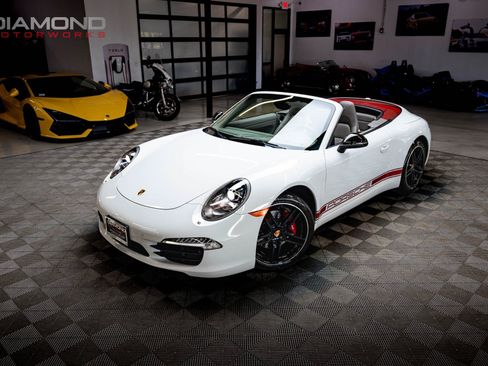 Used 2013 Porsche 911 Carrera w/ Bose Audio Pkg RWD image 11