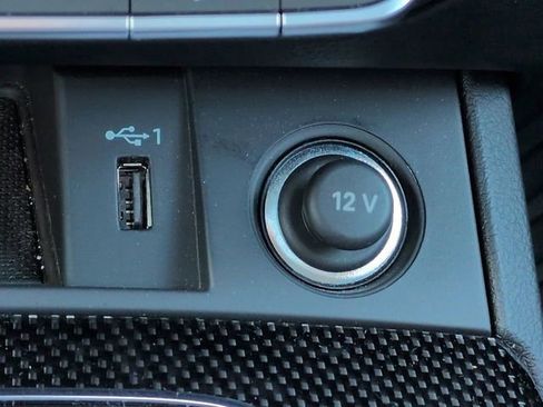 Used 2022 Audi SQ5 Premium w/ Convenience Package image 22