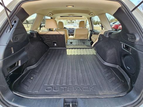 Used 2019 Subaru Outback 2.5i Limited w/ Popular Package #2 image 42