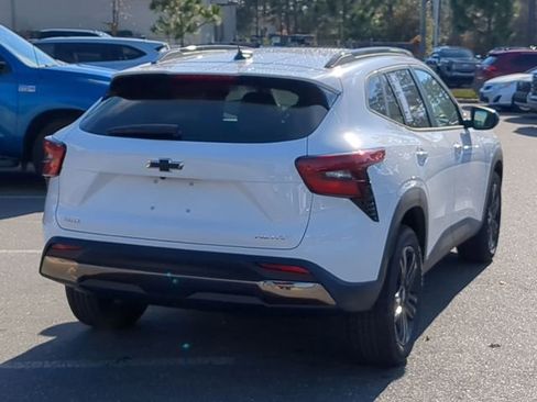 New 2026 Chevrolet Trax ACTIV w/ Sunroof Package image 5