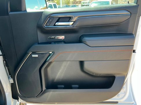 Used 2025 GMC Sierra 1500 AT4 AWD/4WD image 24