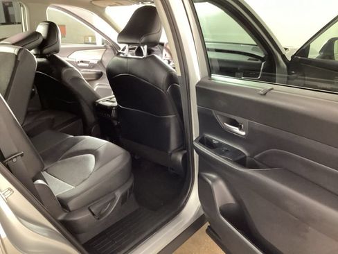 Used 2024 Toyota Grand Highlander AWD image 21