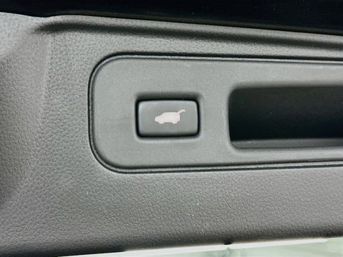 Used 2024 Honda Passport Black Edition image 32