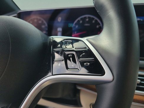 Certified 2026 Mercedes-Benz GLE 580 GLE 580 image 18