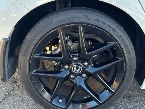 Used 2023 Honda Civic Sport image 15
