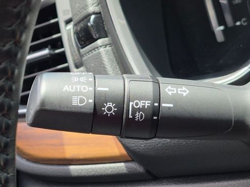Used 2017 Honda CR-V Touring image 9