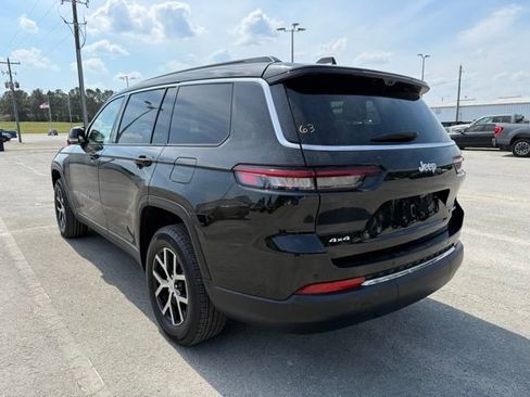 Used 2024 Jeep Grand Cherokee L Limited w/ Luxury Tech Group II image 4