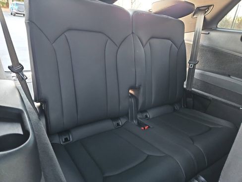 Used 2021 Audi Q7 2.0T Premium w/ Convenience Package image 19