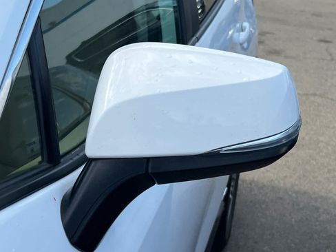 Used 2023 Toyota RAV4 LE AWD/4WD image 9
