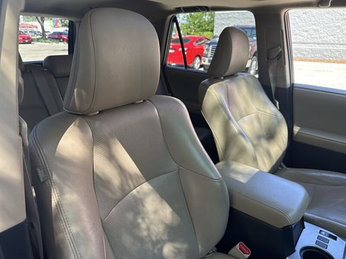 Used 2014 Toyota 4Runner Limited AWD/4WD image 27