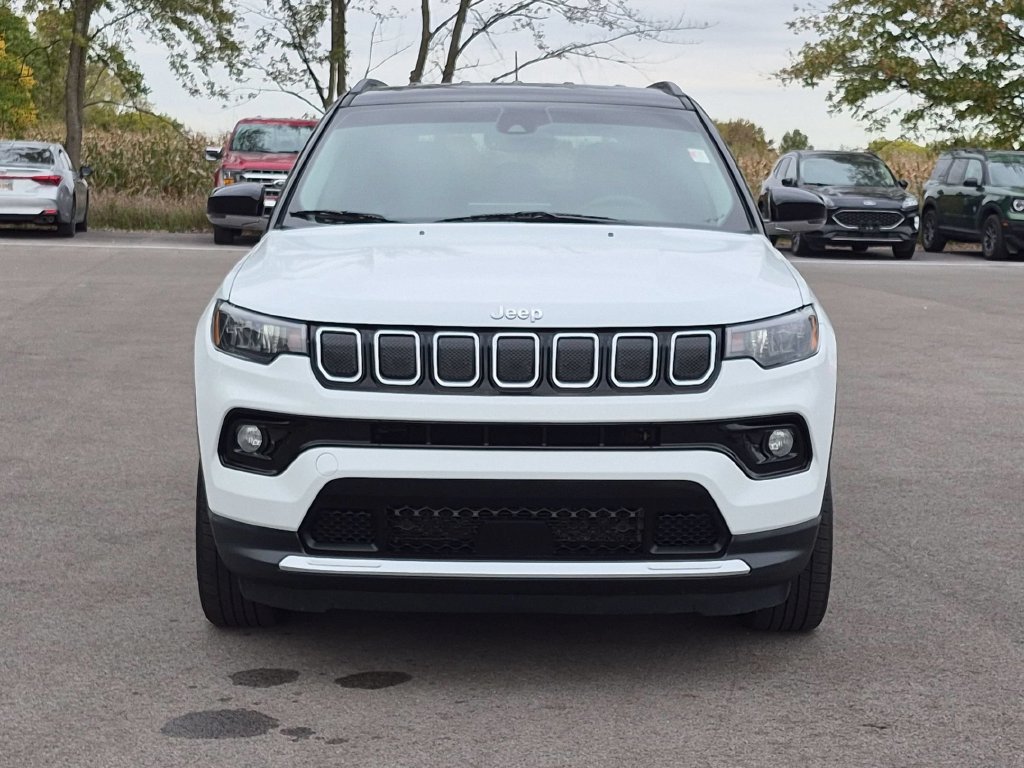 Used 2022 Jeep Compass Limited AWD/4WD image 2