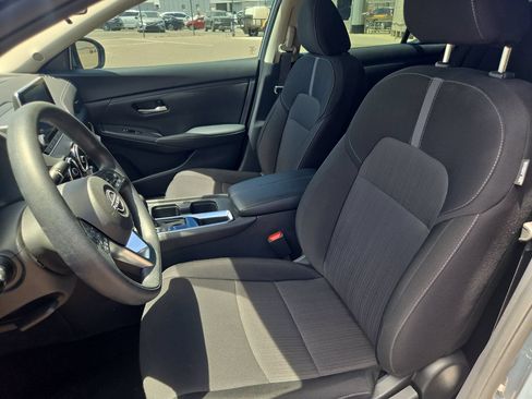 Used 2025 Nissan Sentra SV FWD image 15