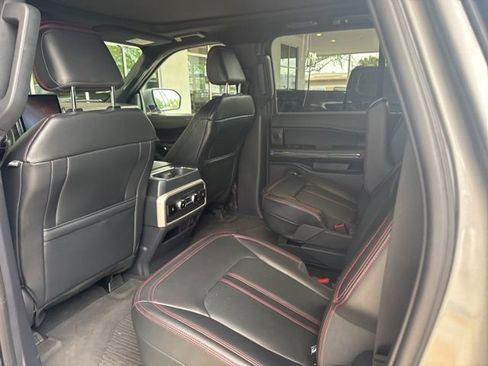 Used 2024 Ford Expedition Max Limited image 7