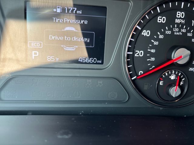 Used 2020 Kia Sorento LX AWD/4WD image 16