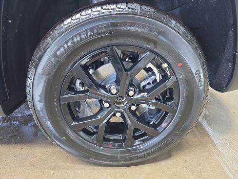 New 2026 Jeep Grand Cherokee Altitude image 34