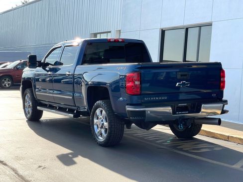 Used 2019 Chevrolet Silverado 2500 LTZ w/ Duramax Plus Package AWD/4WD image 5