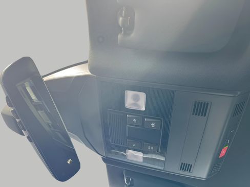 New 2025 Volkswagen Jetta Sport image 22