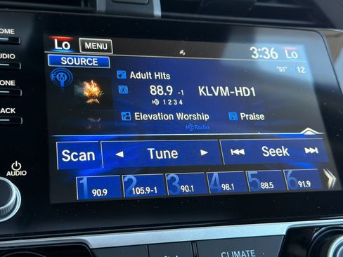 Used 2020 Honda Civic EX image 17