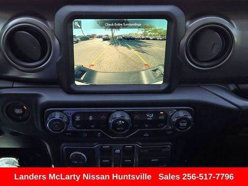 Used 2021 Jeep Gladiator Sport AWD/4WD image 20