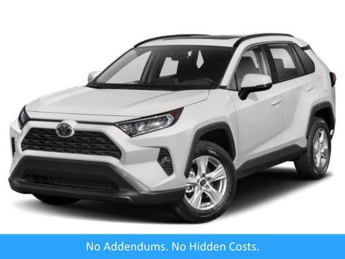 Used 2020 Toyota RAV4 XLE FWD image 1