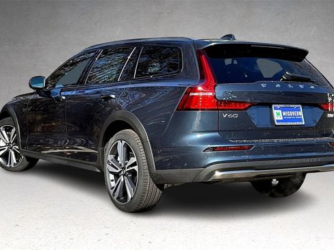 New 2026 Volvo V60 B5 Cross Country Plus w/ Climate Package image 3
