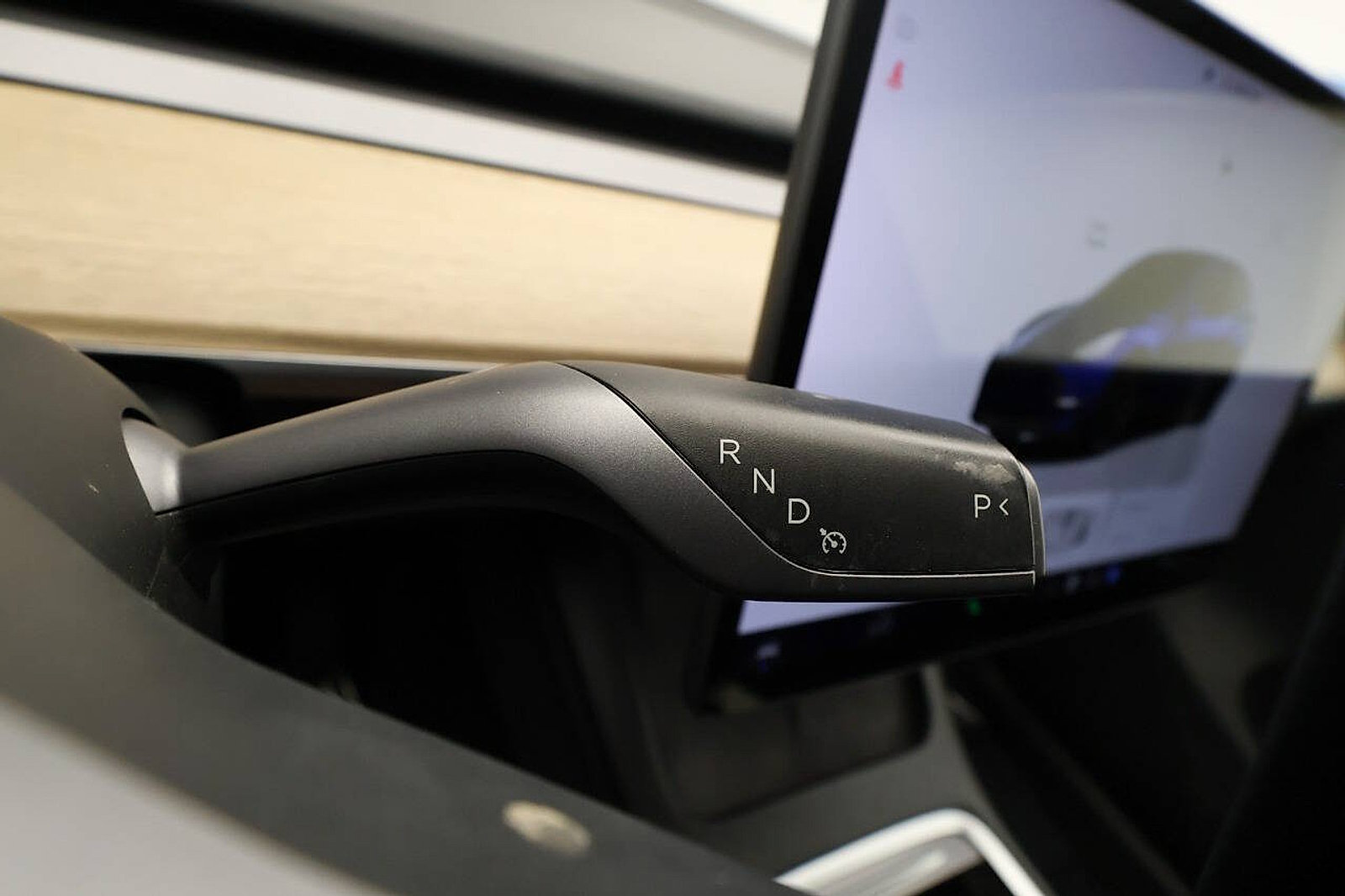 Used 2022 Tesla Model Y Long Range AWD/4WD image 29