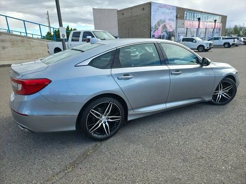 Used 2021 Honda Accord Touring image 5