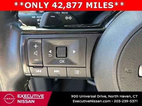 Certified 2022 Nissan Rogue SV w/ SV Premium Package image 12